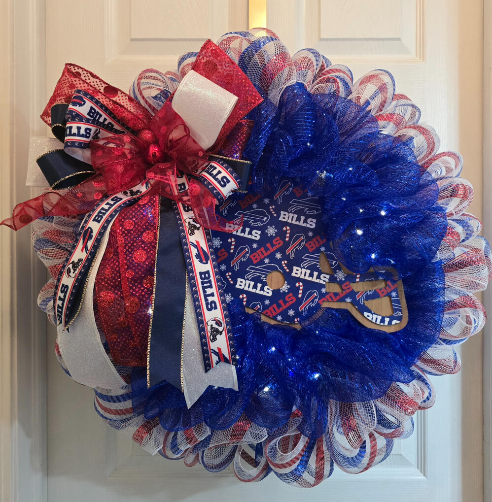 Large light up wreath